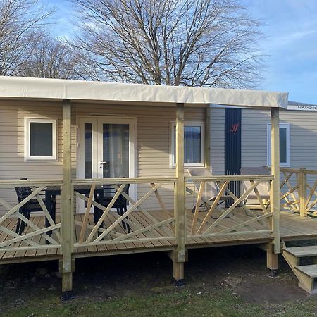 Camping Les Falaises De Toussaint 外观 照片